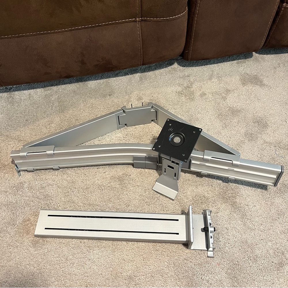 Computer desk mount - Picture 6 of 7